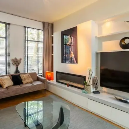 Diamond District's Mansion Incl Parking Villa Antwerp